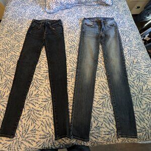 American Eagle skinny jeans